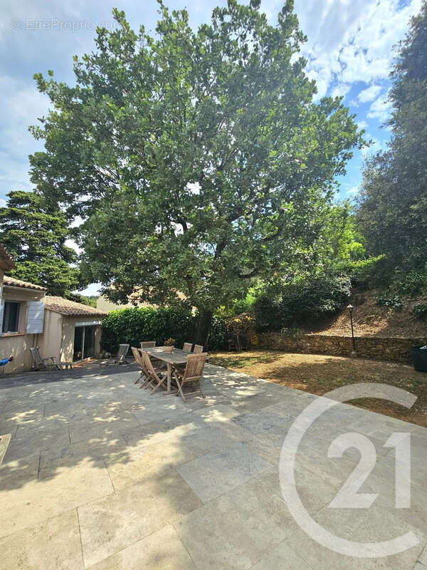 Maison à SIX-FOURS-LES-PLAGES