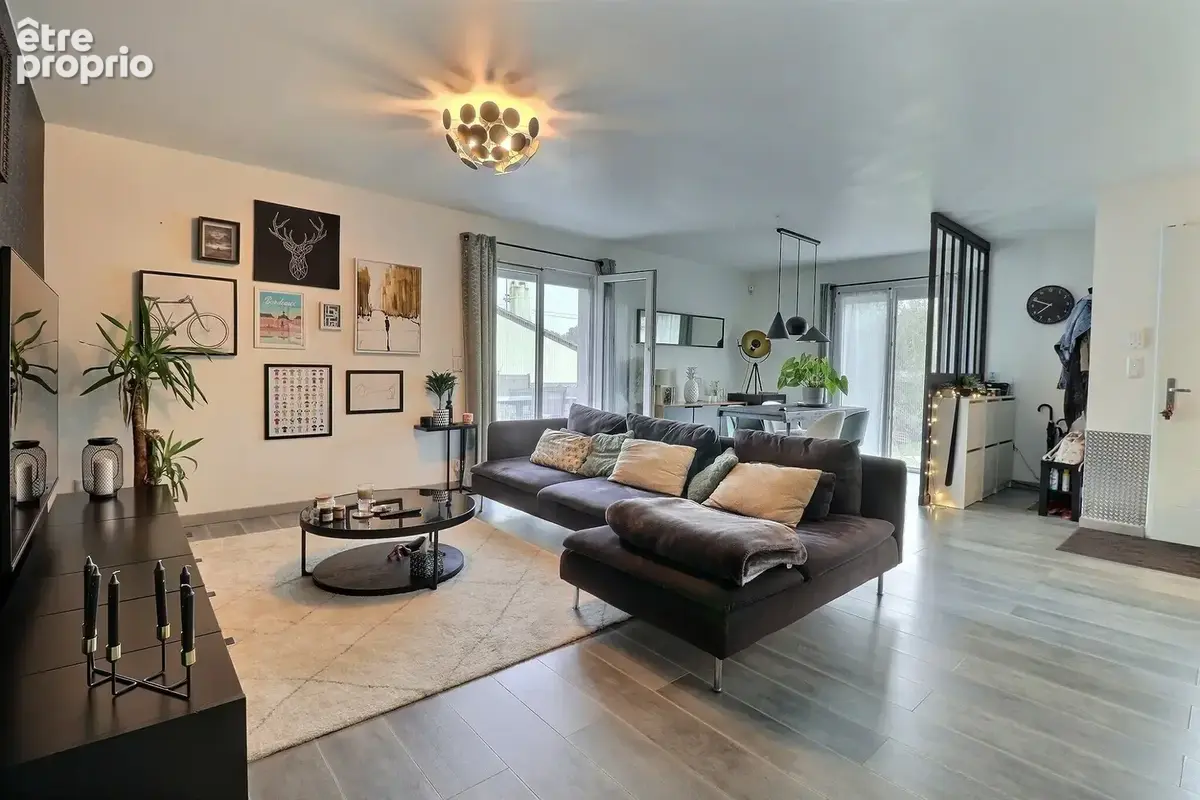 Maison contemporaine avec piscine. - photo 4