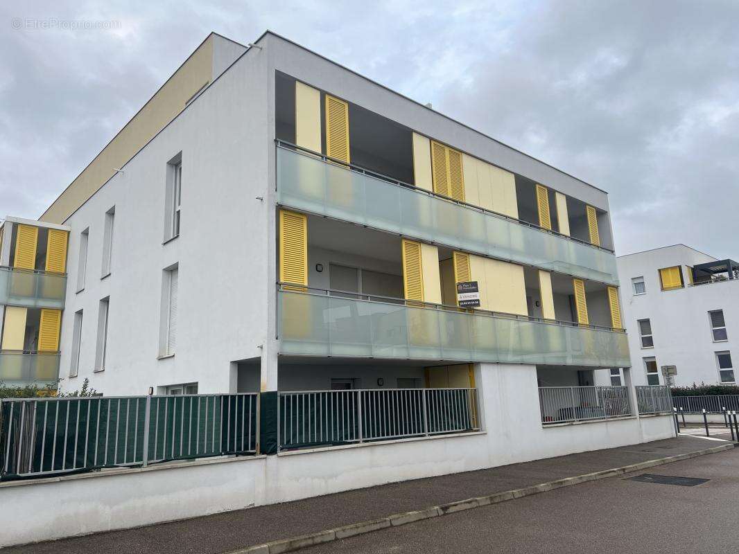 Appartement à CHARNAY-LES-MACON
