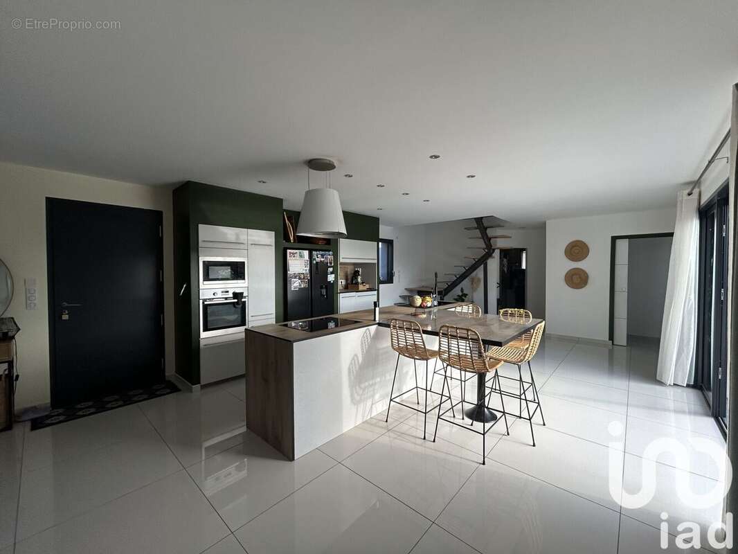 Photo 5 - Maison à LONGUE-JUMELLES