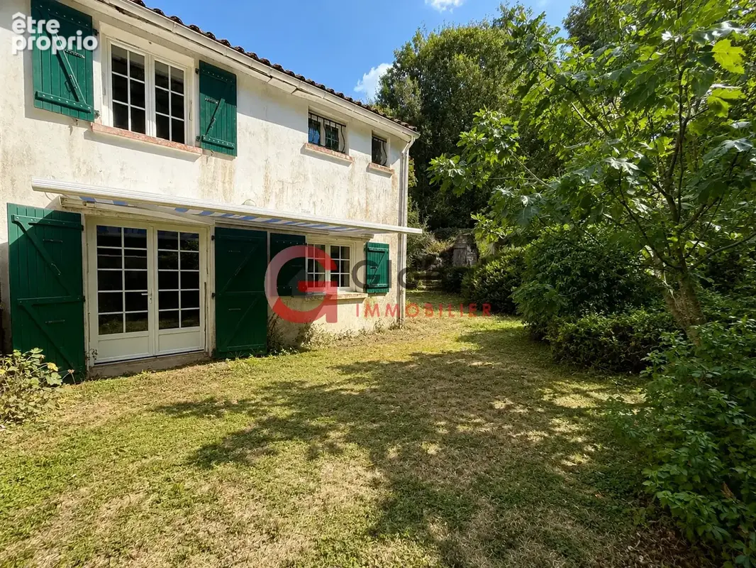 Une maison pleine de charme dans un cadre bucolique - photo 8