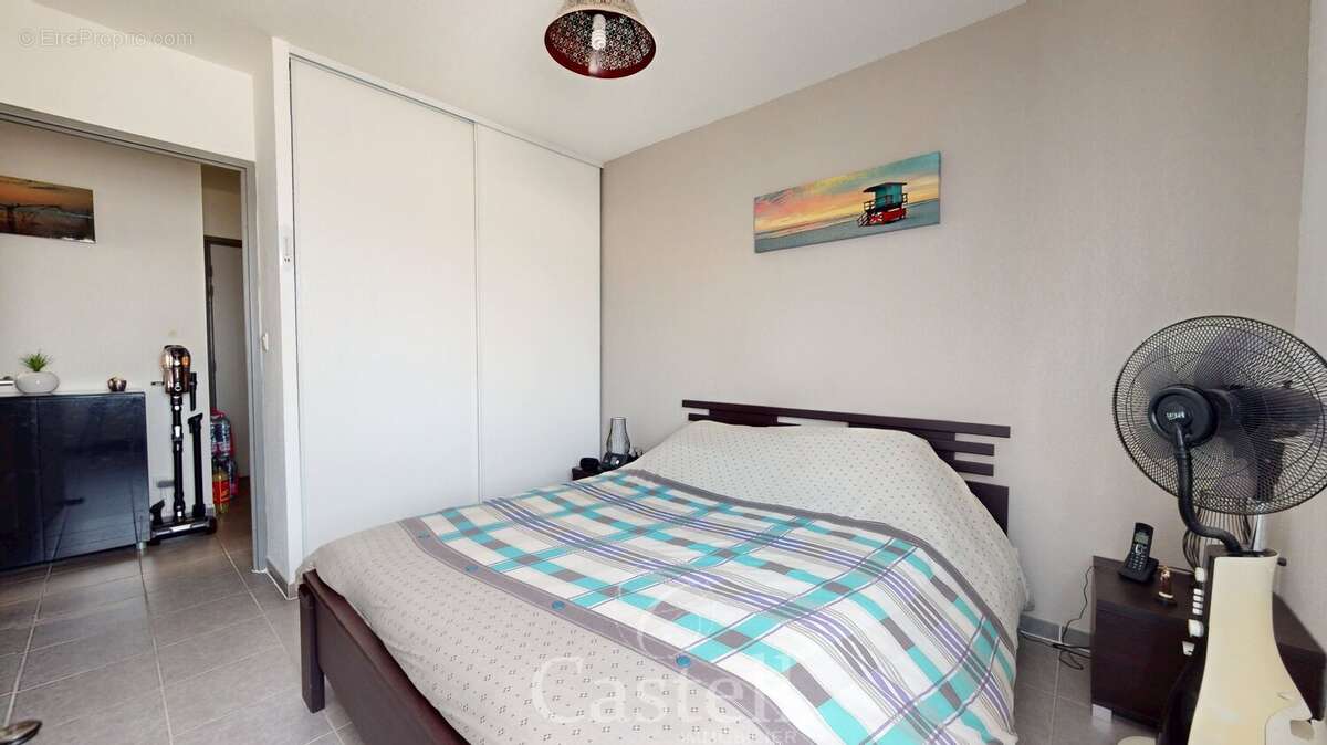 *** appartement t3 en rez-de-jardin avec terrasses, jardin privatif et parkings *** - photo 9