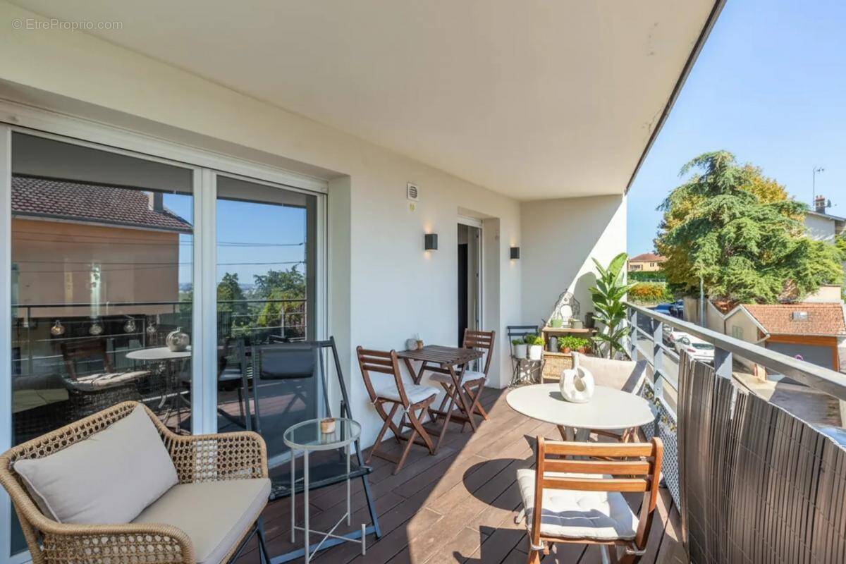 Appartement à CALUIRE-ET-CUIRE