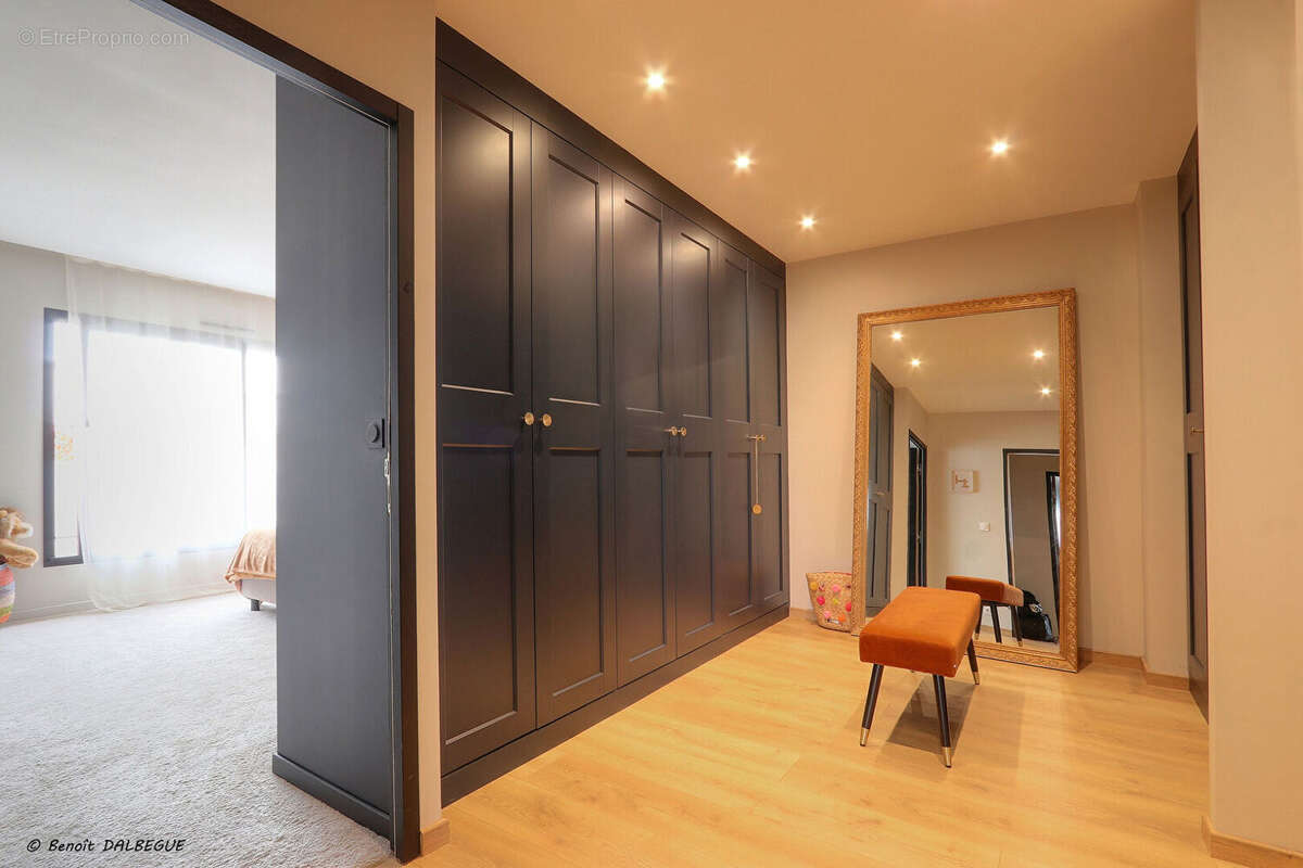 Maison Le Rheu 7 pièces 240 m2 - photo 9