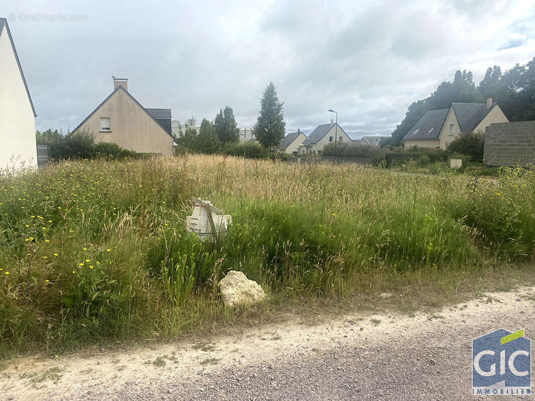 Terrain à CARPIQUET