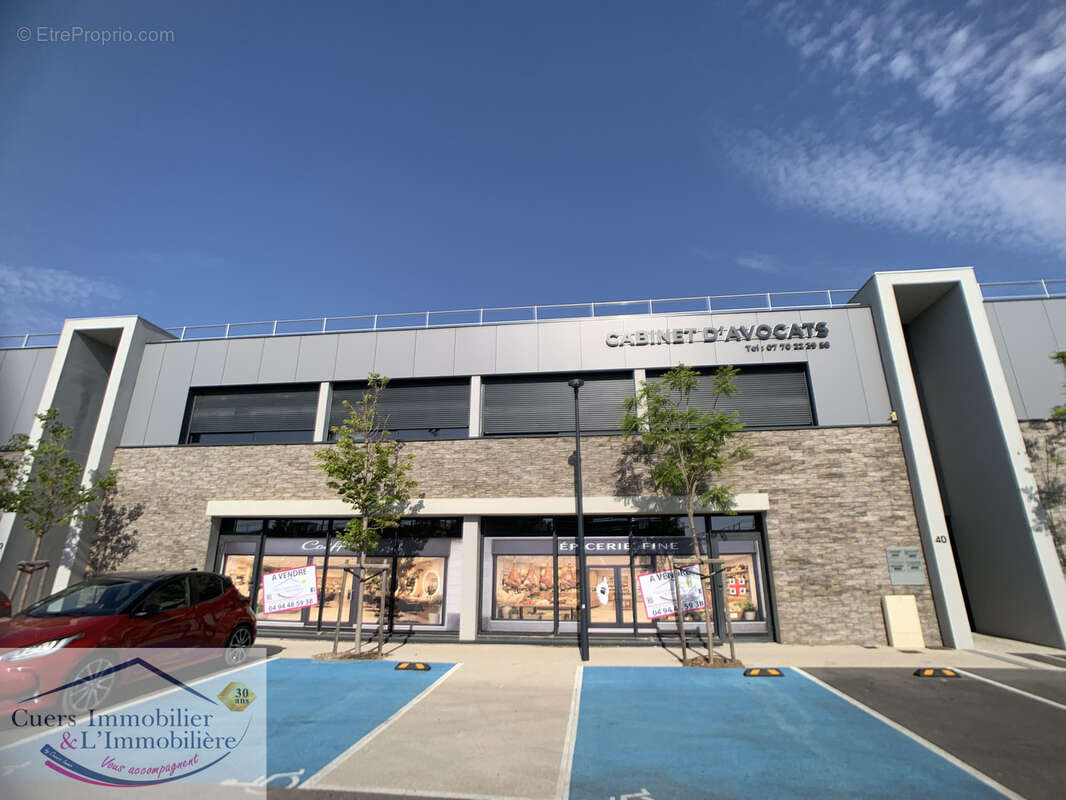 108m2 - local commercial ou professionnel - cuers - photo 5