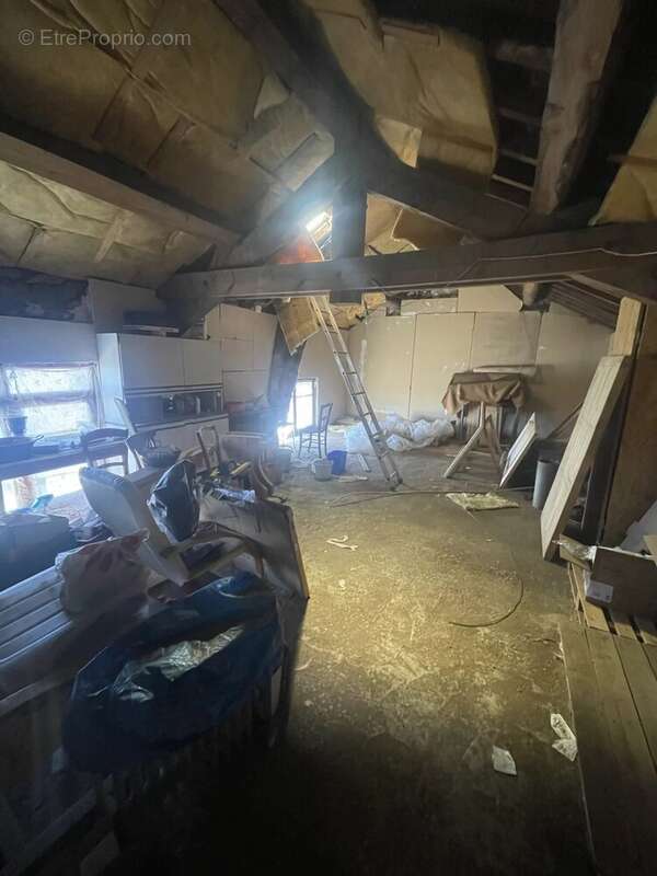 Maison à LA LLAGONNE