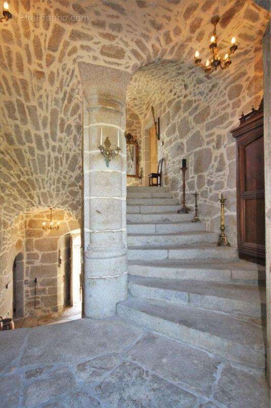 Maison à VILLEFRANCHE-DE-ROUERGUE