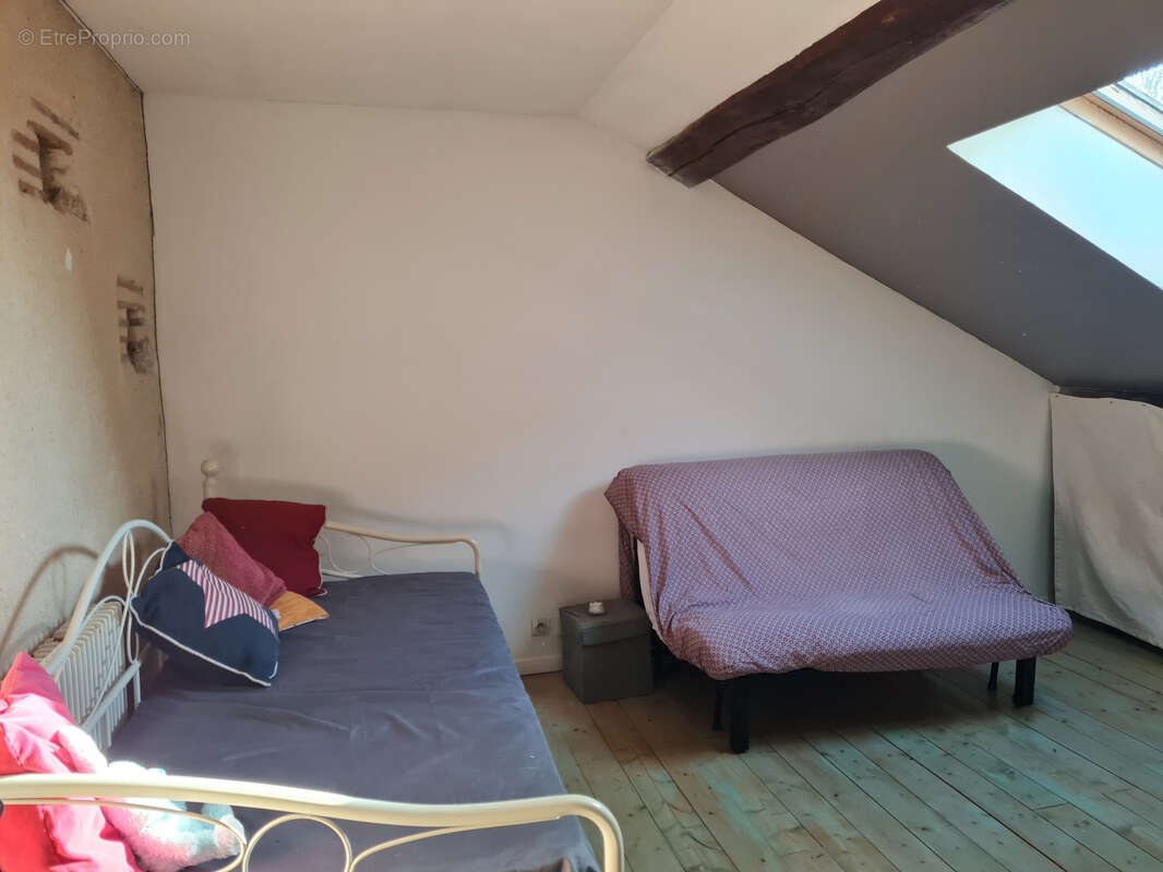 Maison à SAINTE-LIVRADE-SUR-LOT