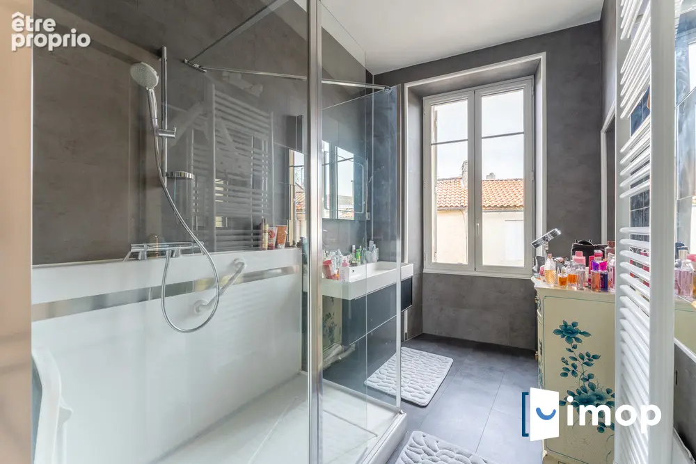 Somptueuse propriété en pierre datant de 1763, surface habitable de près de 400 m2 et jardin 1000m² - photo 15