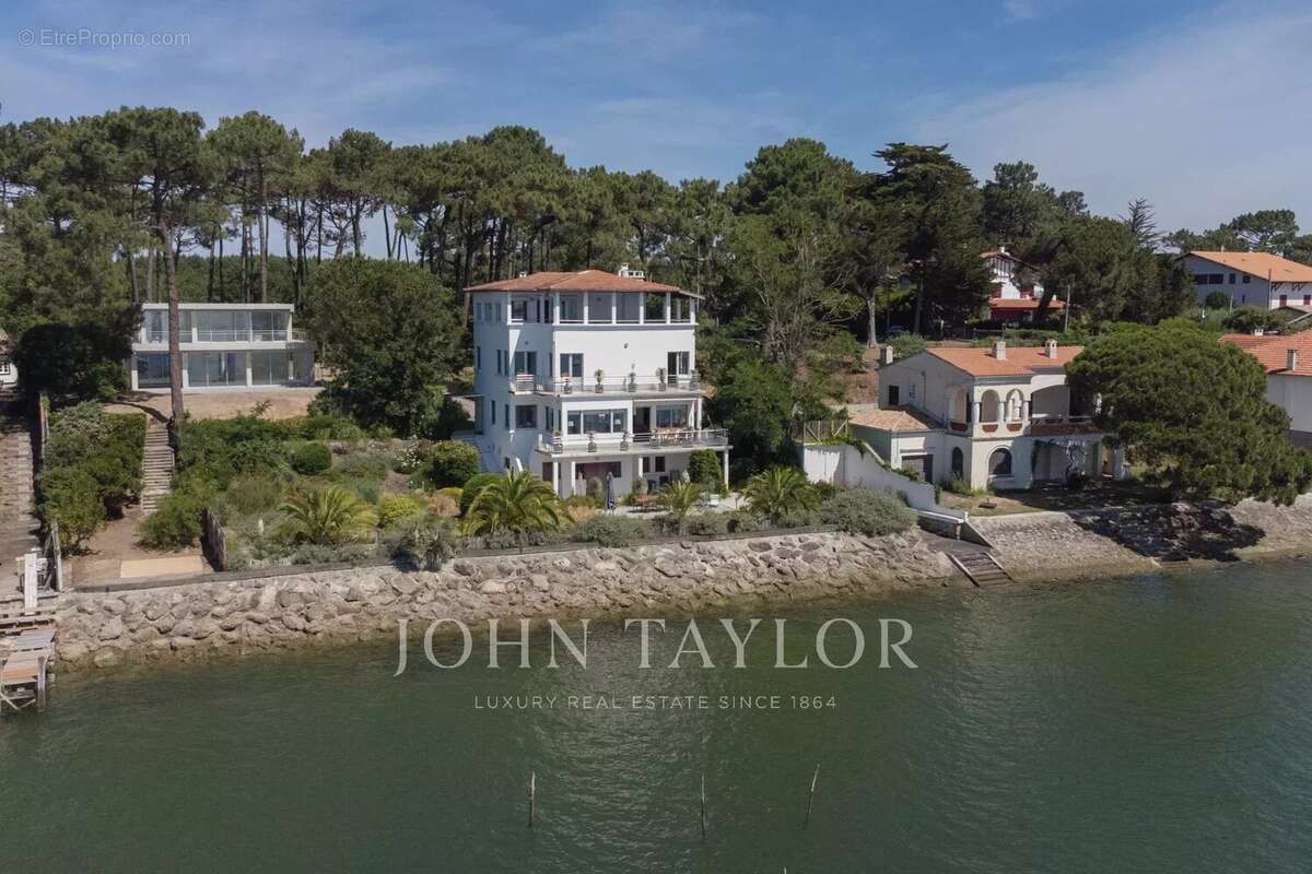 Maison à LEGE-CAP-FERRET