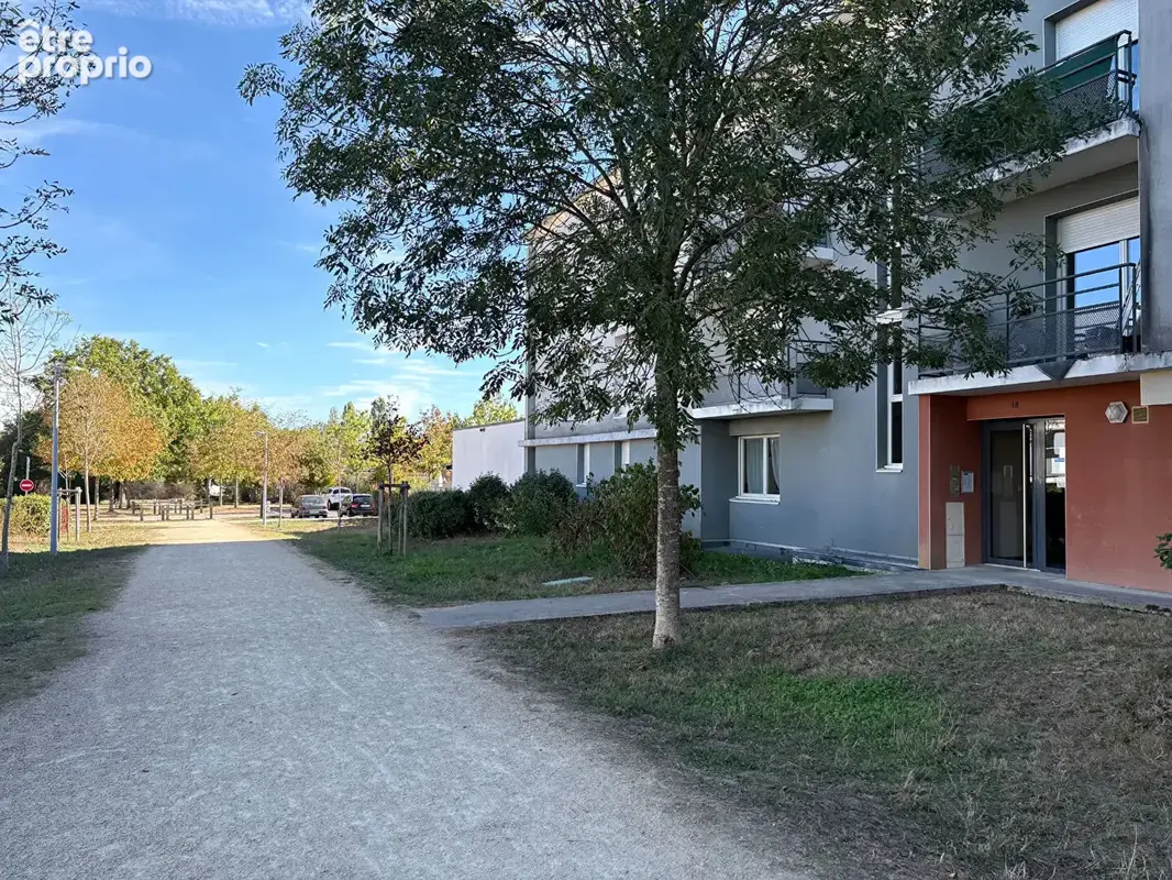 Appartement à BOUGUENAIS