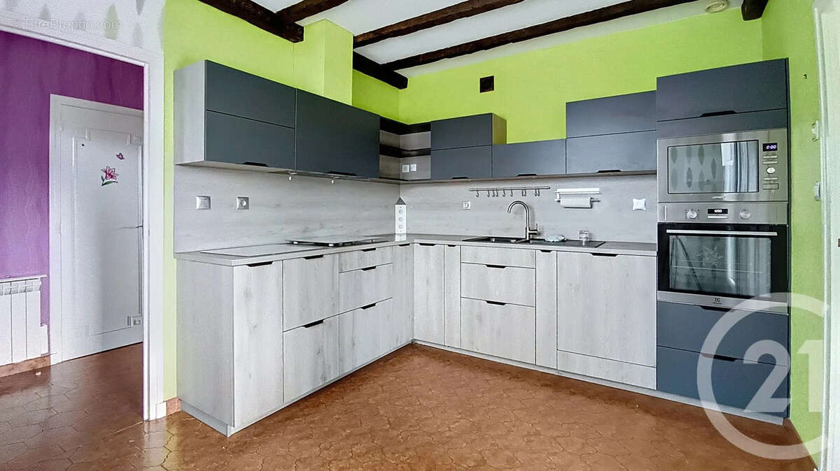 Maison à REVENTIN-VAUGRIS