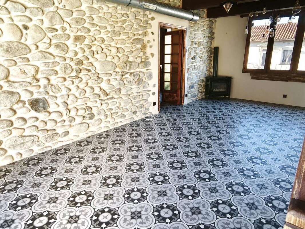 Vente Maison Ille-sur-tet(66130) 235 400ï¿œ - photo 4