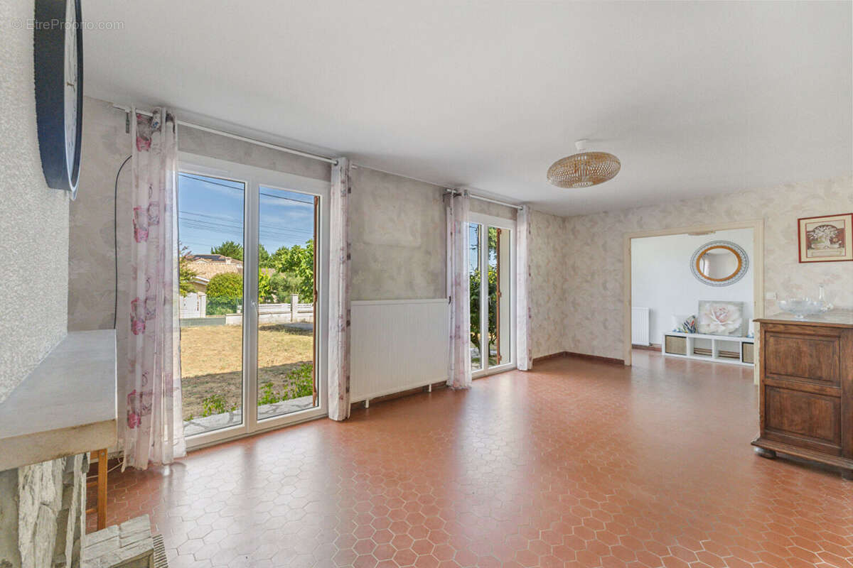 Maison 91m² à léognan - photo 2