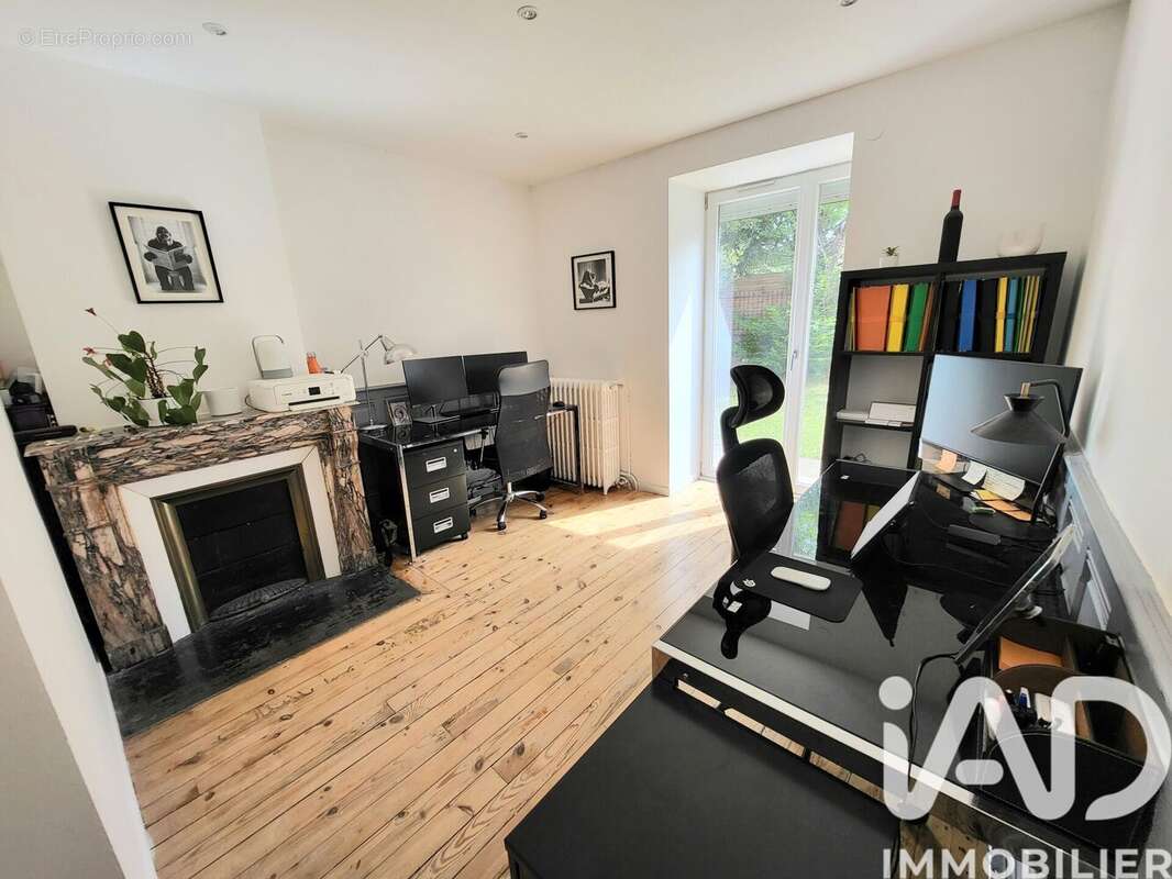 Photo 9 - Appartement à SAINT-JUST-SAINT-RAMBERT