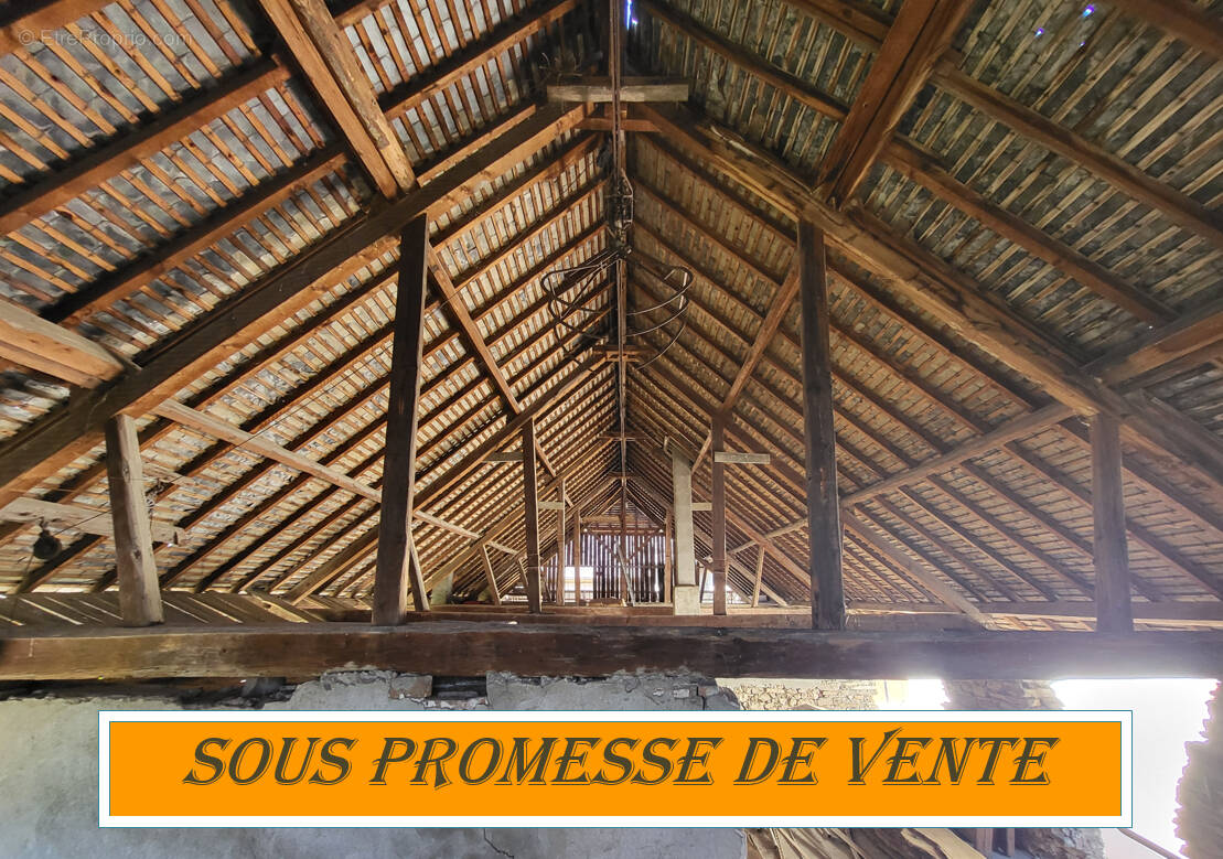 Maison à SAINT-PIERRE-D'ALBIGNY