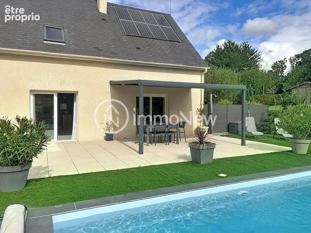 Photo Maison à Villedieu-Les-Poeles au prix de 366 000€