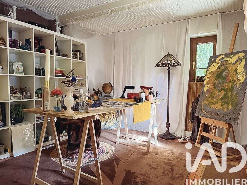 Maison 100 m² à Fiquefleur-Equainville  - photo 7