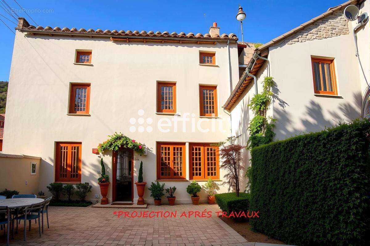 Maison à AIGUEPERSE