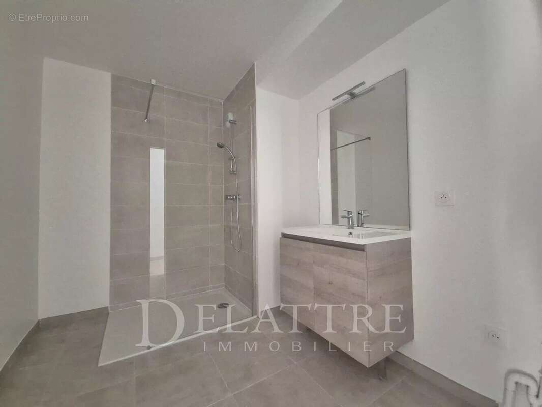 Appartement à OPIO