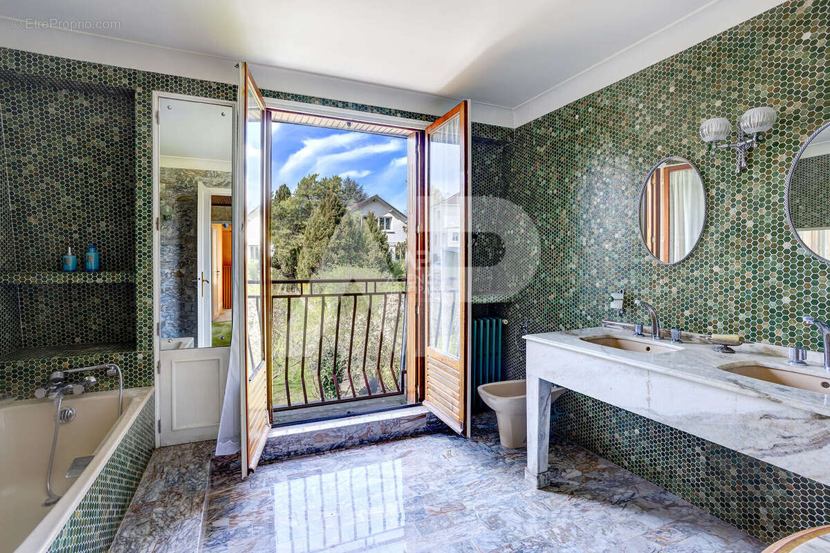 Appartement à CHAVILLE