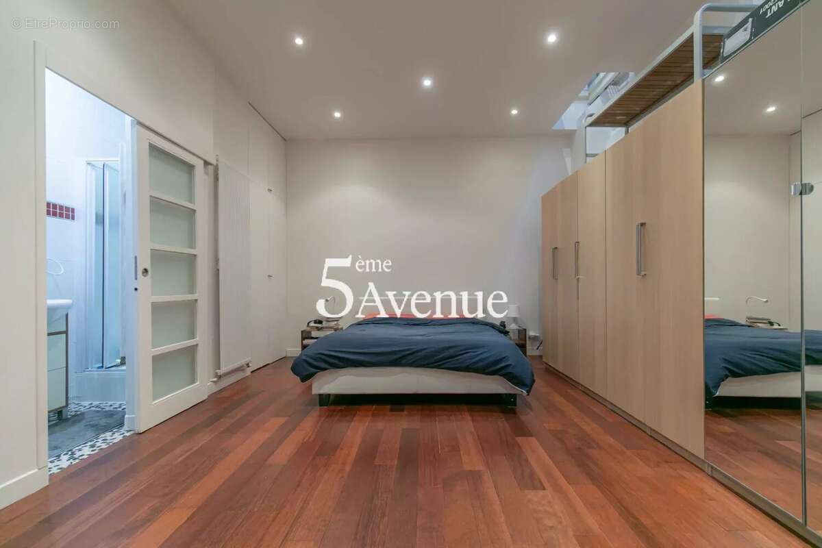 Appartement à PARIS-11E