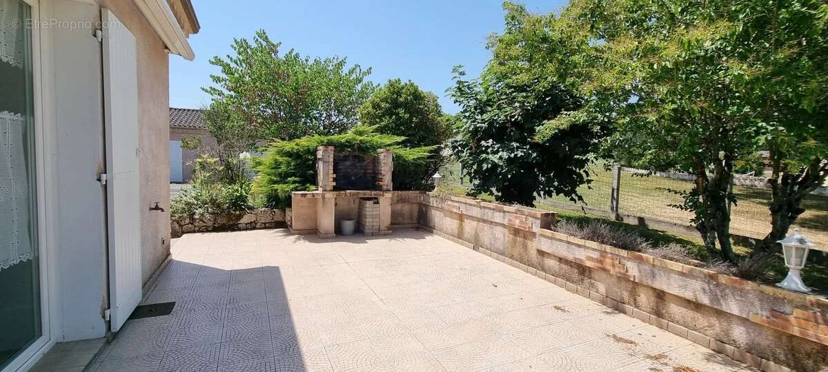 Maison  plain pied de 2000 avec piscine - photo 6