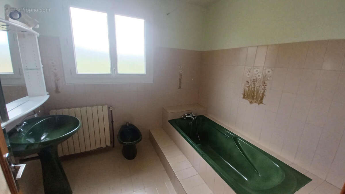 Maison de plain pied . - photo 7