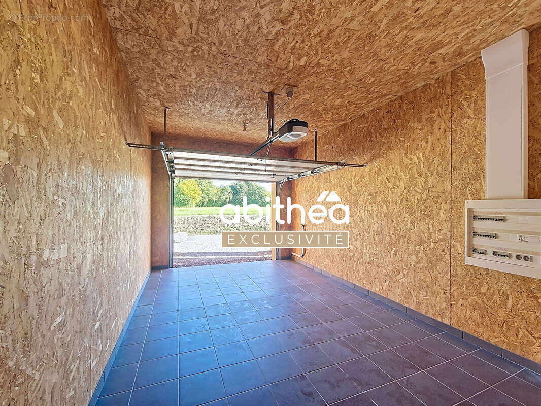 Maison à CHENAC-SAINT-SEURIN-D&#039;UZET