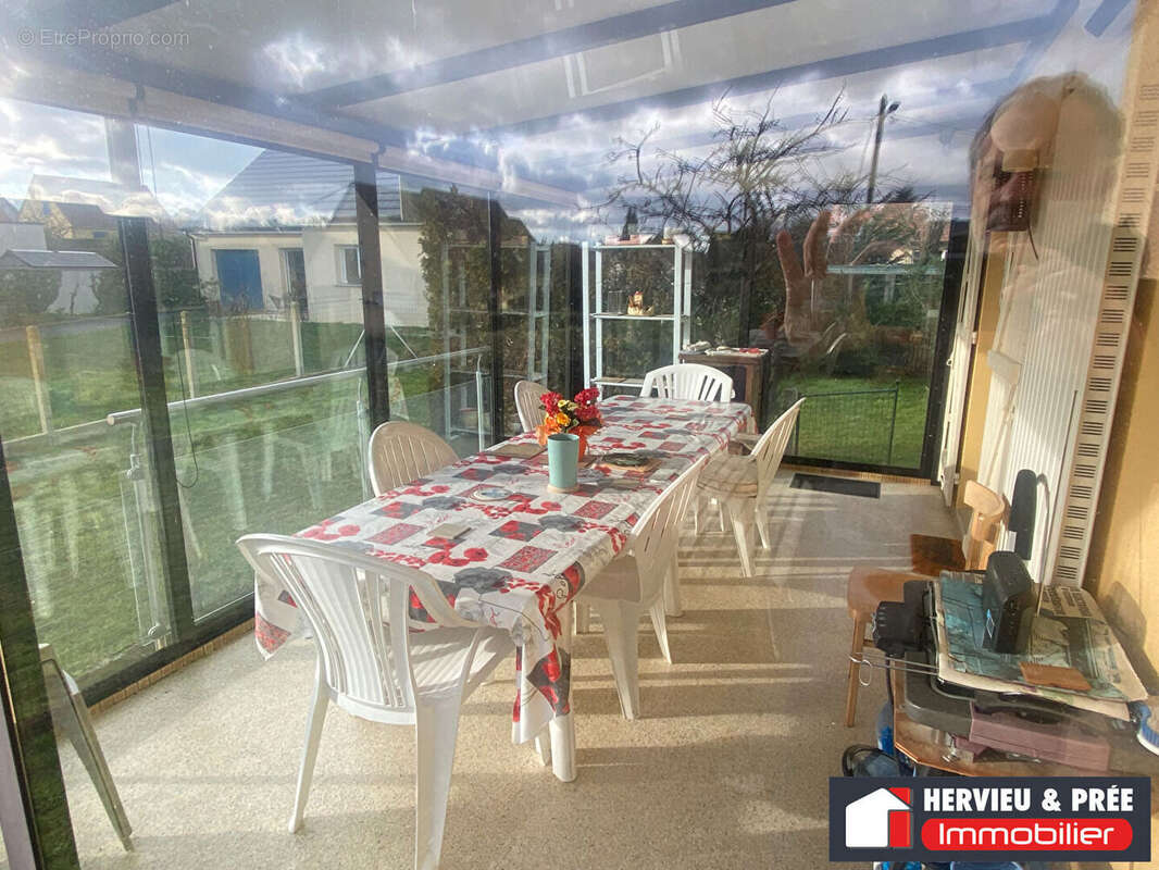 Maison à LION-SUR-MER