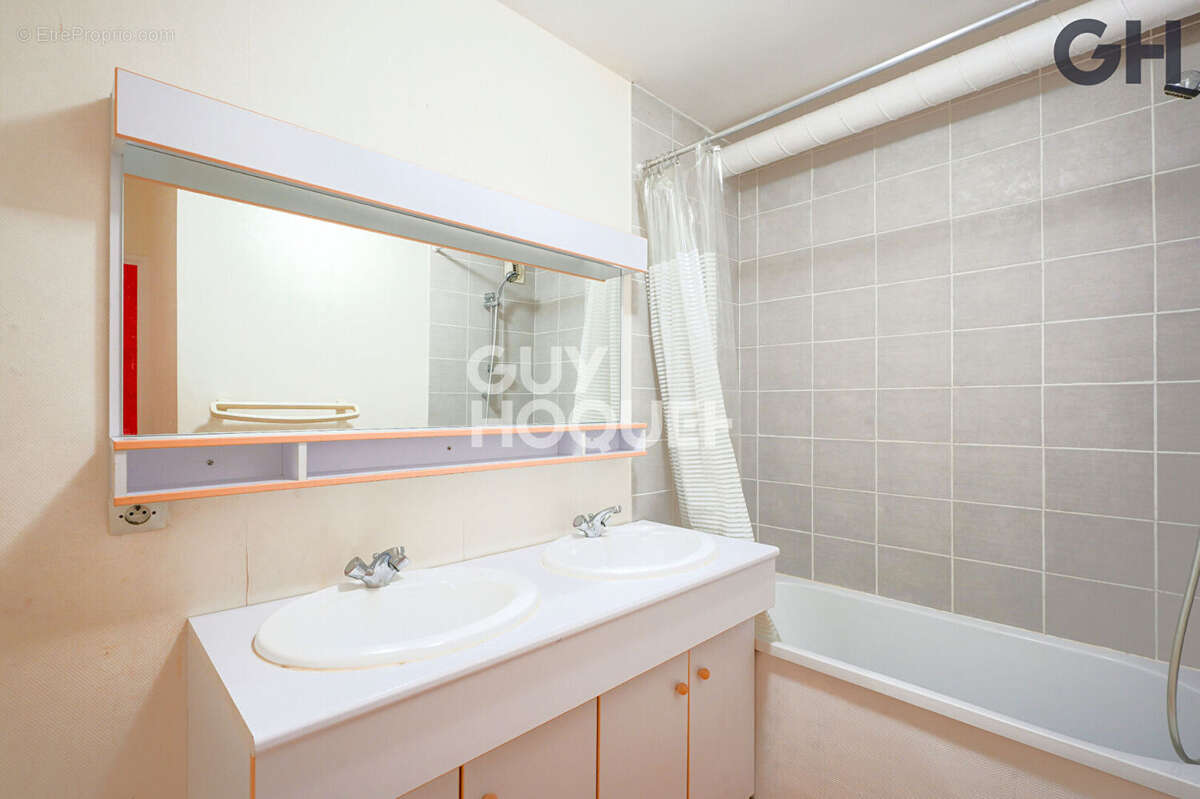 Appartement à SOISY-SUR-SEINE