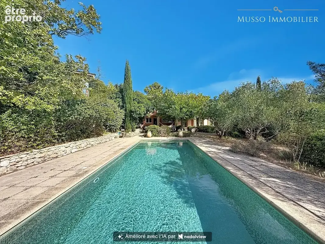 Photo Maison à Saint-Marc-Jaumegarde au prix de 1 664 000€