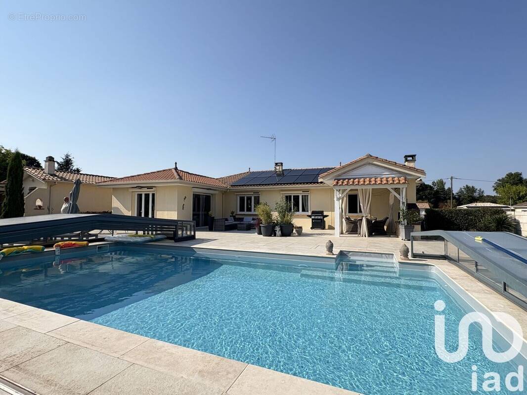 Photo 1 - Maison à PERISSAC