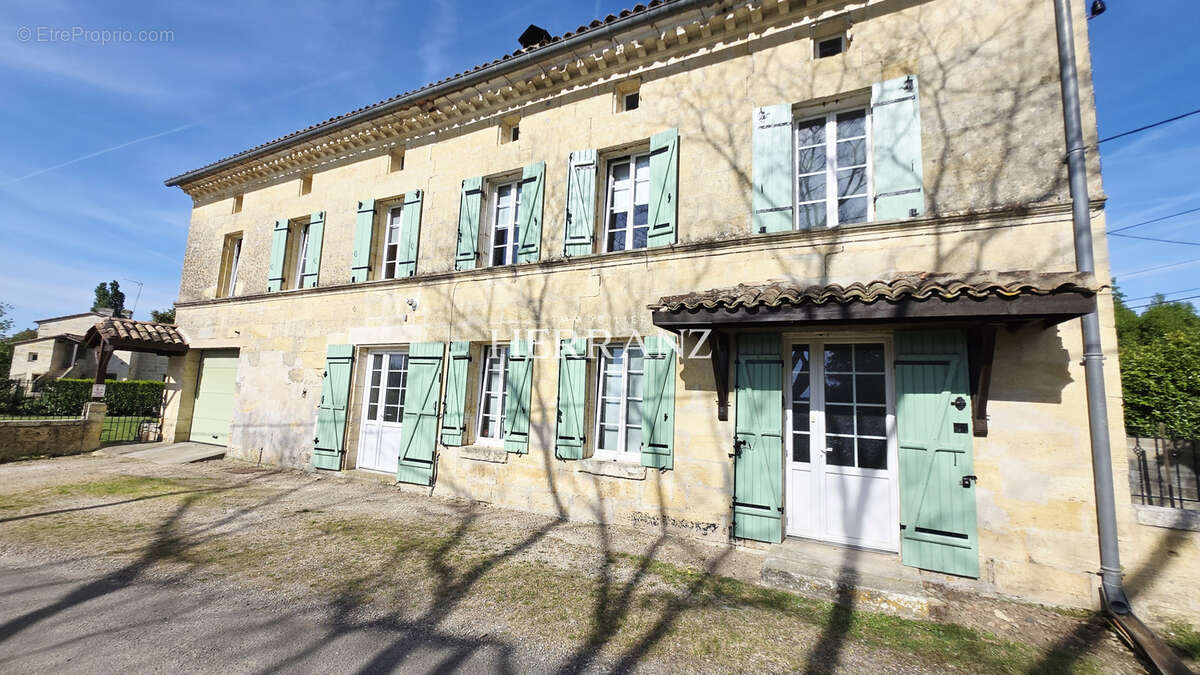 Maison à SAINTE-TERRE