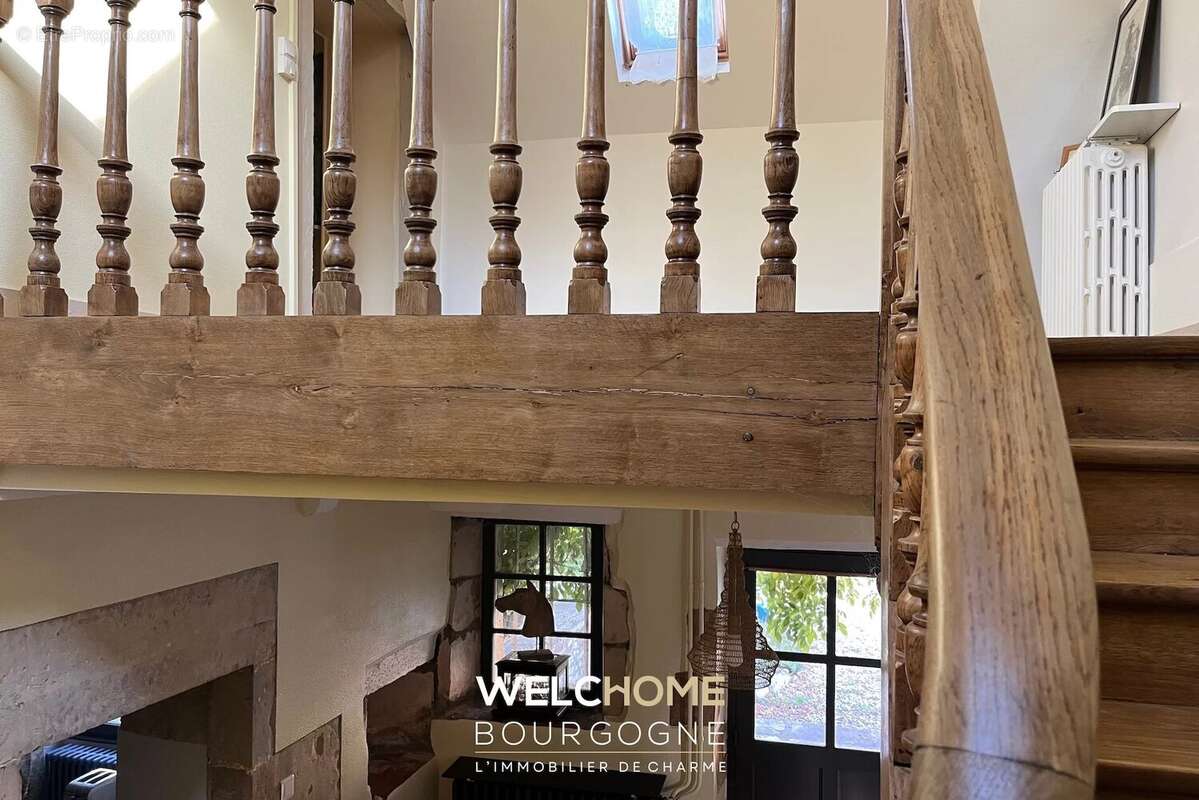 Maison à MARS-SUR-ALLIER