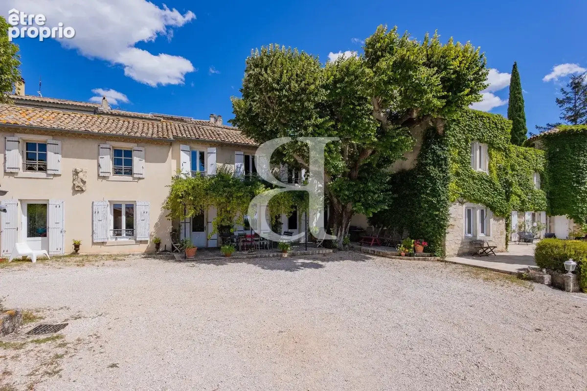 Maison 10 pièces 415 m² à vendre à Visan (84820) - photo 3
