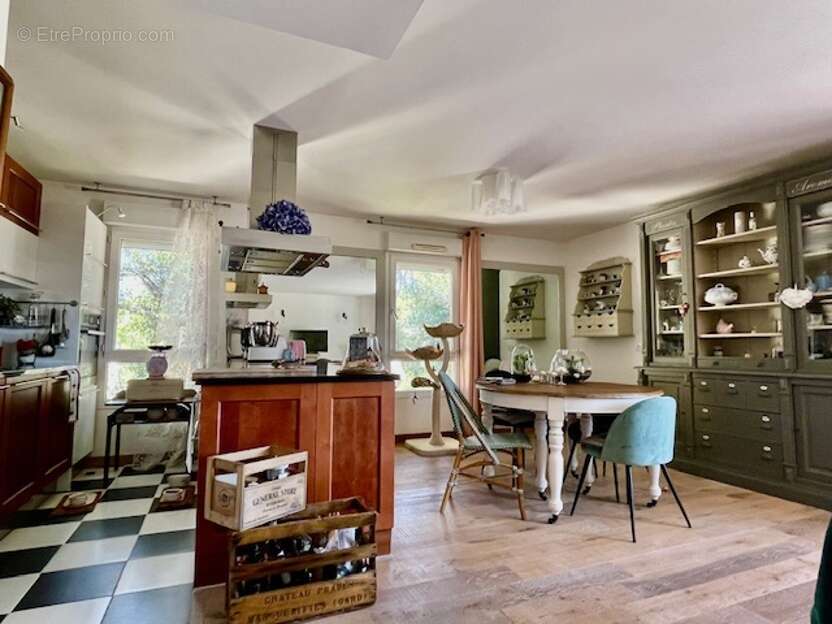 Appartement à MARSEILLE-12E