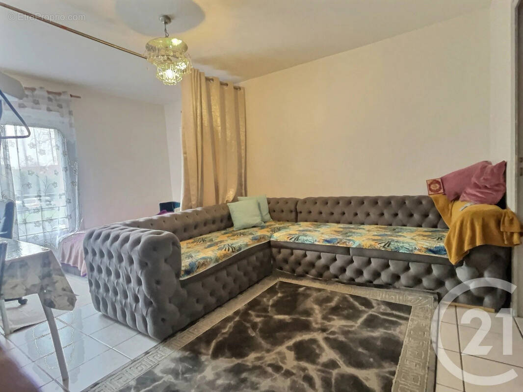 Appartement à AULNAY-SOUS-BOIS