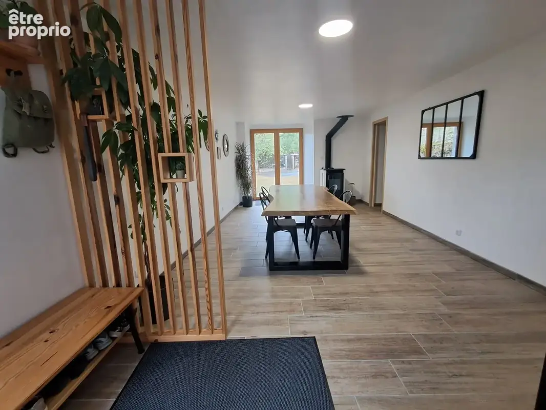 Maison 5 pièces 150 m² à vendre à Saint-Pal-De-Chalencon (43500) - photo 2