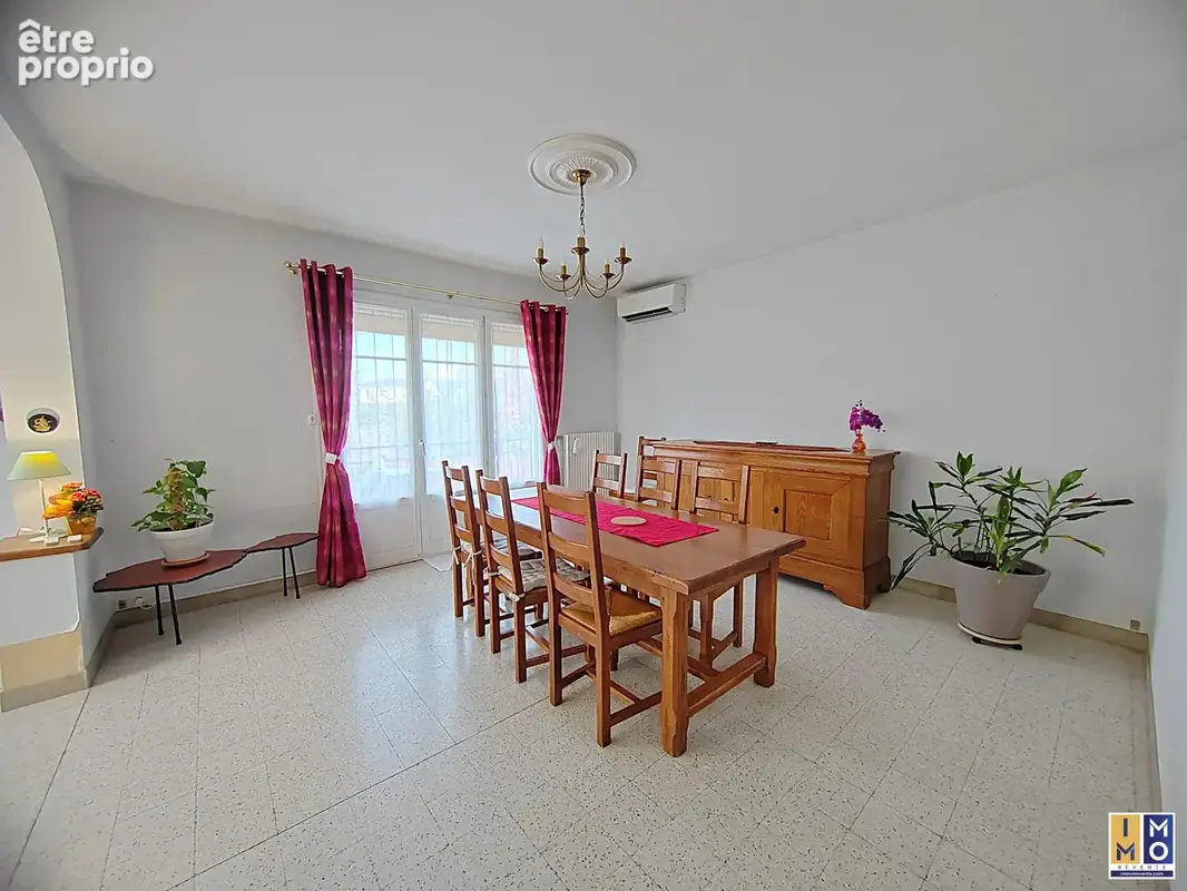Maison 5 pièces 130 m² à vendre à Saint-Doulchard (18230) - photo 4