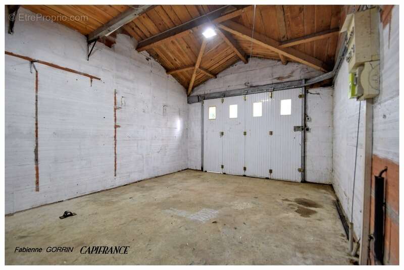 Maison à SAINT-SULPICE-D'ARNOULT