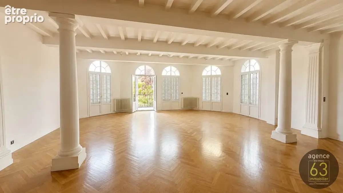 Maison 6 pièces 205 m² à vendre à Chamalieres (63400) - photo 2