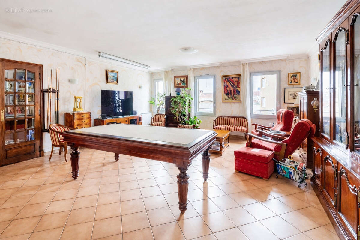 Appartement à MARSEILLE-15E