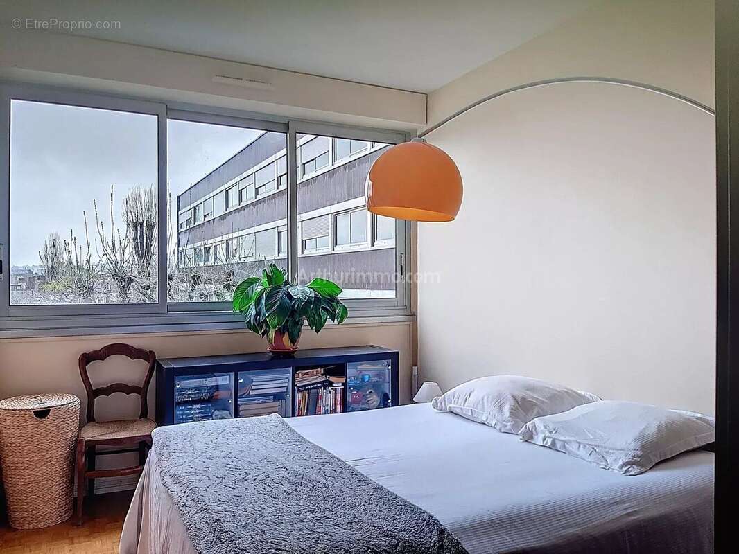 Appartement à LE PERREUX-SUR-MARNE