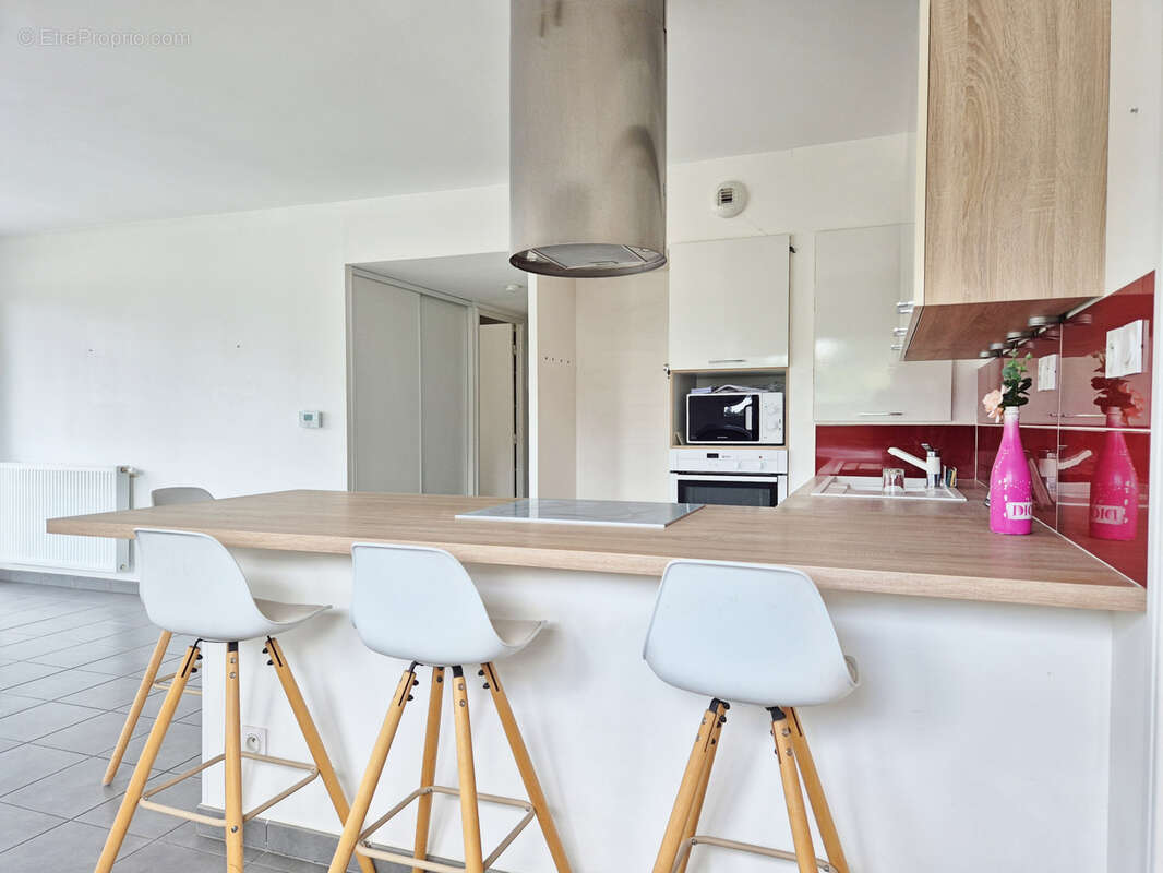 Appartement à NEUVILLE-SUR-SAONE