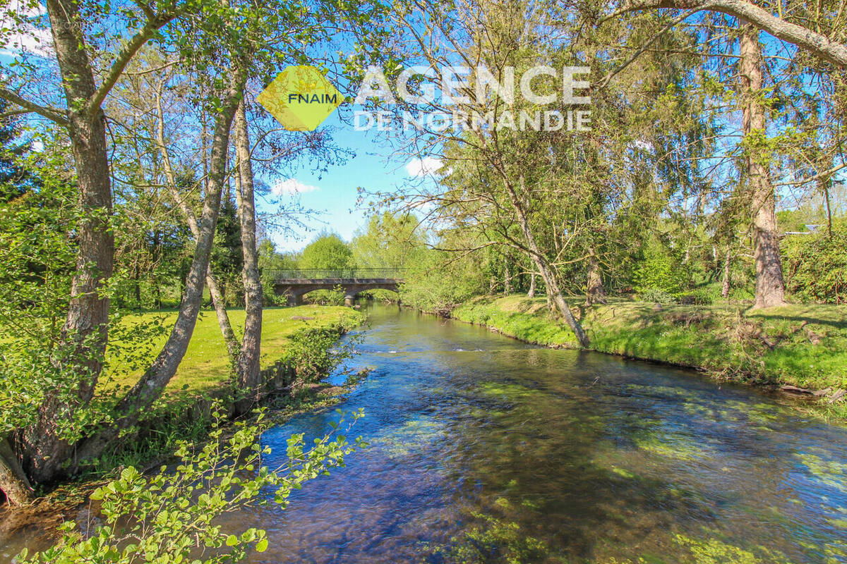 Maison à MONTREUIL-L&#039;ARGILLE