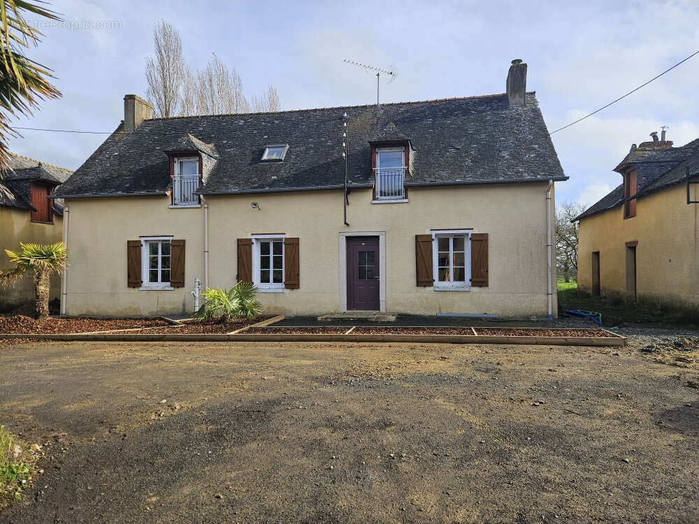Maison à VERN-SUR-SEICHE