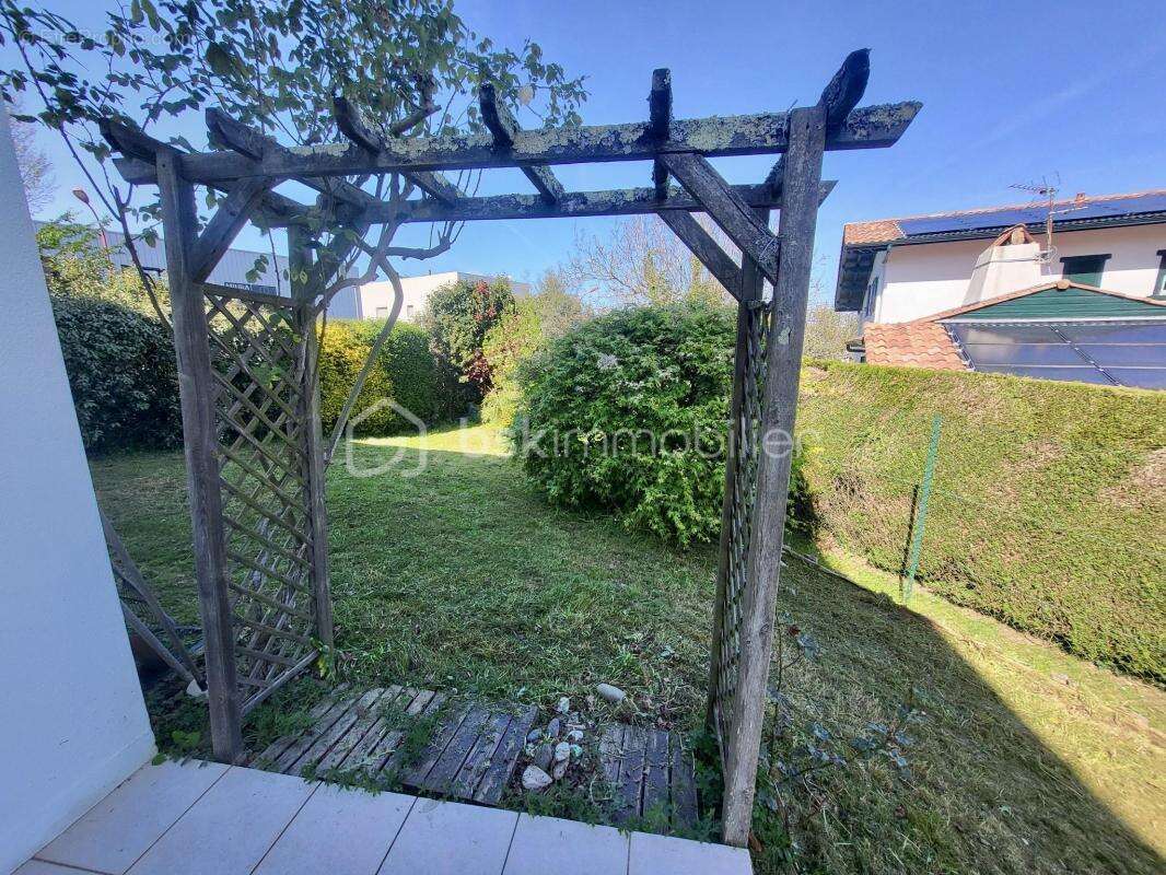 Appartement à URRUGNE