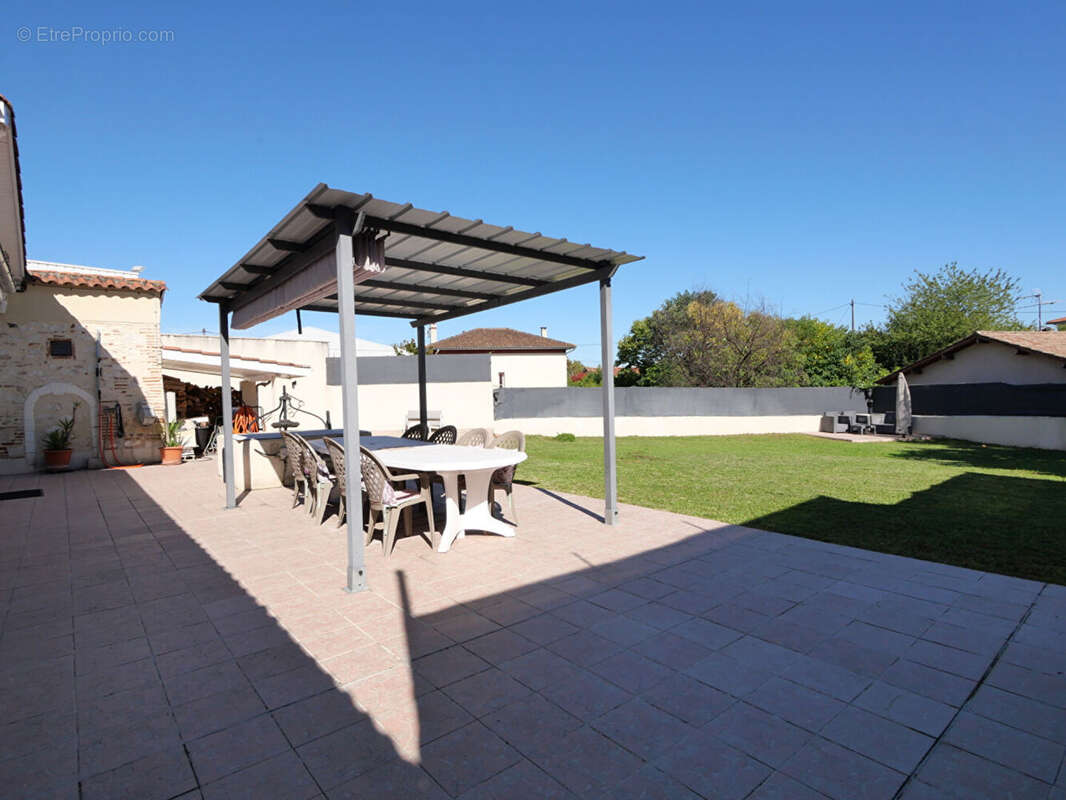 Maison à VILLENEUVE-SUR-LOT